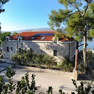 Sveti Kriz Trogir